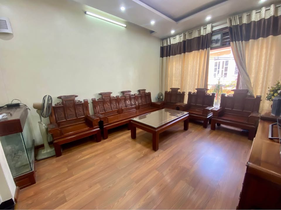 Nhà mặt ngõ Ngô Gia Tự, Hải An 65m² giá 5.35 tỷ - Kinh doanh tốt, ô tô vào tận nơi!