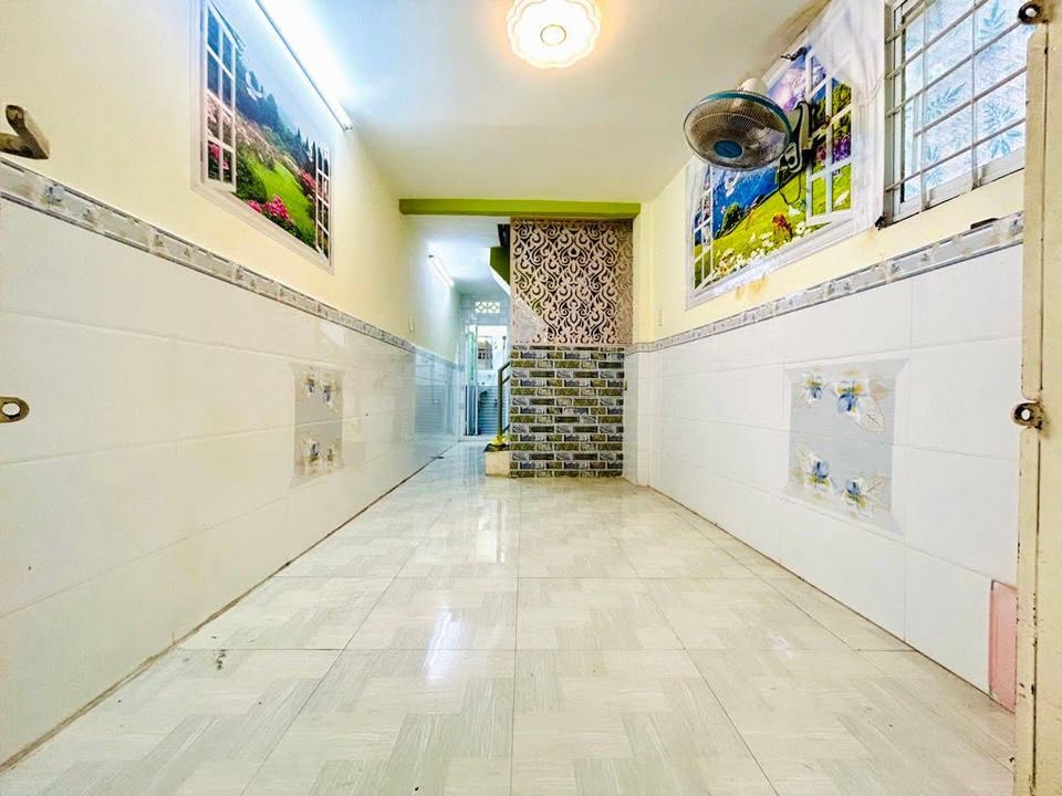 Nhà chính chủ quận 10, 22m² giá 3.1 tỷ - Sẵn sàng đón Tết!