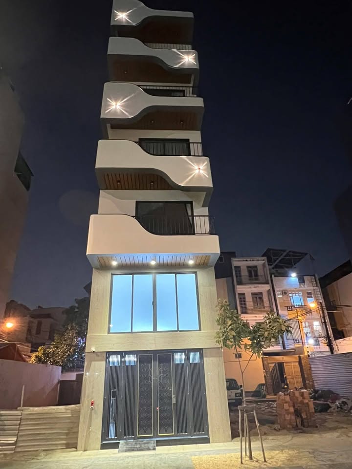 Căn hộ studio ban công Trần Quốc Hoàn 40m² - Gần công viên Hoàng Văn Thụ!