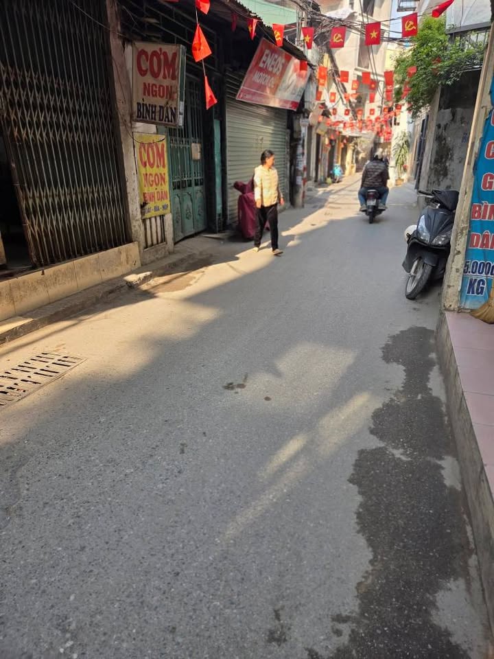 Đất mặt phố Hoàng Mai 178m² giá 43 tỷ - Cơ hội đầu tư tuyệt vời!