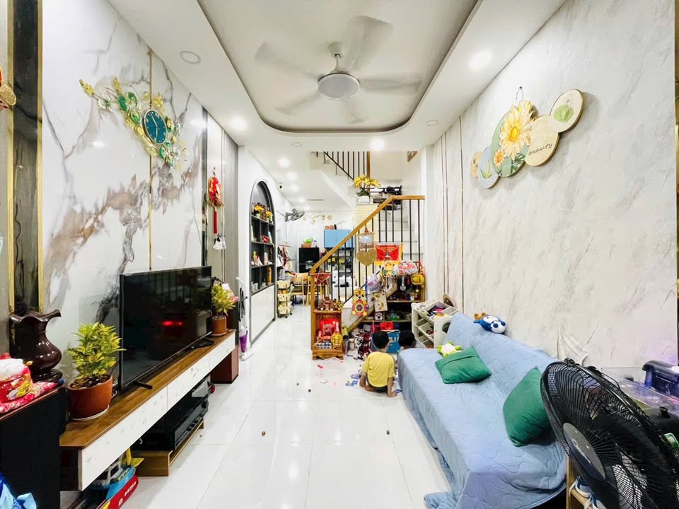 Nhà phố Huỳnh Văn Nghệ, Tân Bình 30m² giá 3.99 tỷ - Nhà mới đẹp, gần chợ