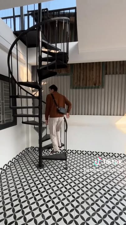 Nhà 5 tầng Trương Định 67m² giá thỏa thuận - Mặt tiền rộng, ô tô đỗ cửa!