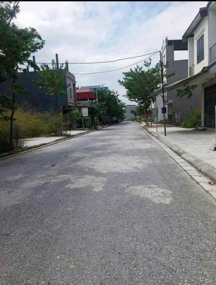 Đất nền Nam Hồng, Đồng Kỵ, Bắc Ninh 120m² giá chỉ 1.2 tỷ - Đầu tư sinh lời ngay!