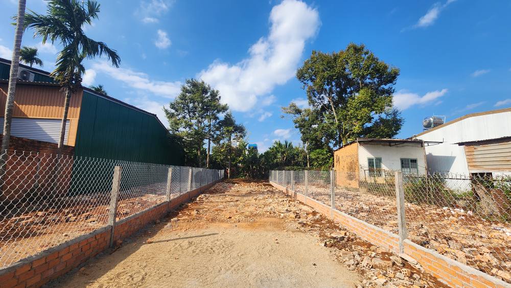 Đất thổ cư Xã Hòa Thuận 129m² giá 1.5 tỷ - Gần Chợ Đạt Lý, đường ô tô rộng rãi