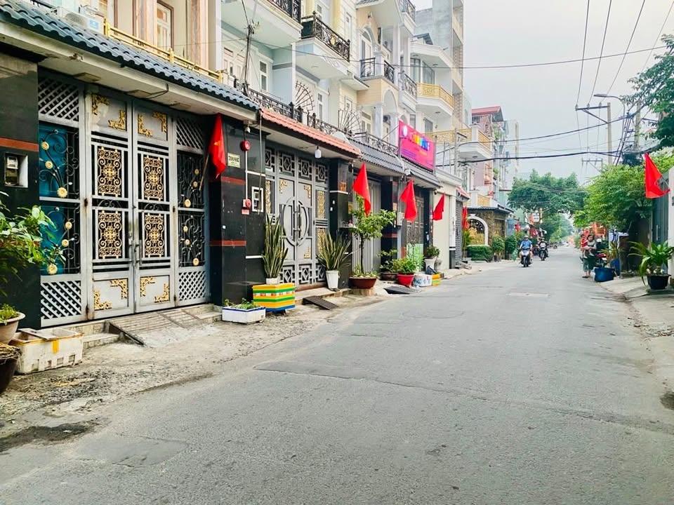 Nhà đẹp Hương Lộ 2, 56m² giá 4 tỷ - Hẻm xe hơi, kinh doanh sầm uất!