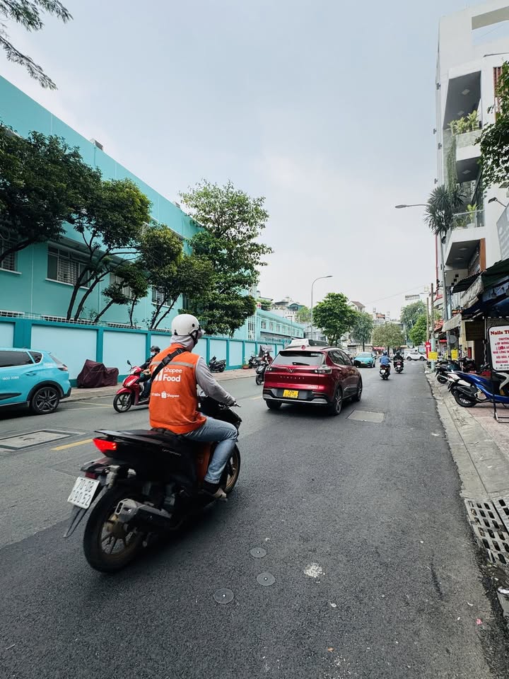 Nhà mặt tiền kinh doanh Lê Bình, Tân Bình 34m² - Giá chỉ 8 tỷ, đầu tư sinh lời!