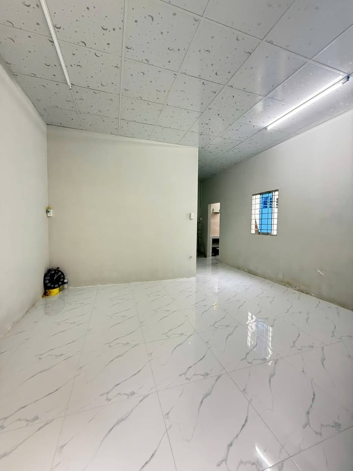 Nhà cho thuê hẻm đối diện Vincom Sóc Trăng 1 phòng ngủ - Giá chỉ 2.5 triệu/tháng!