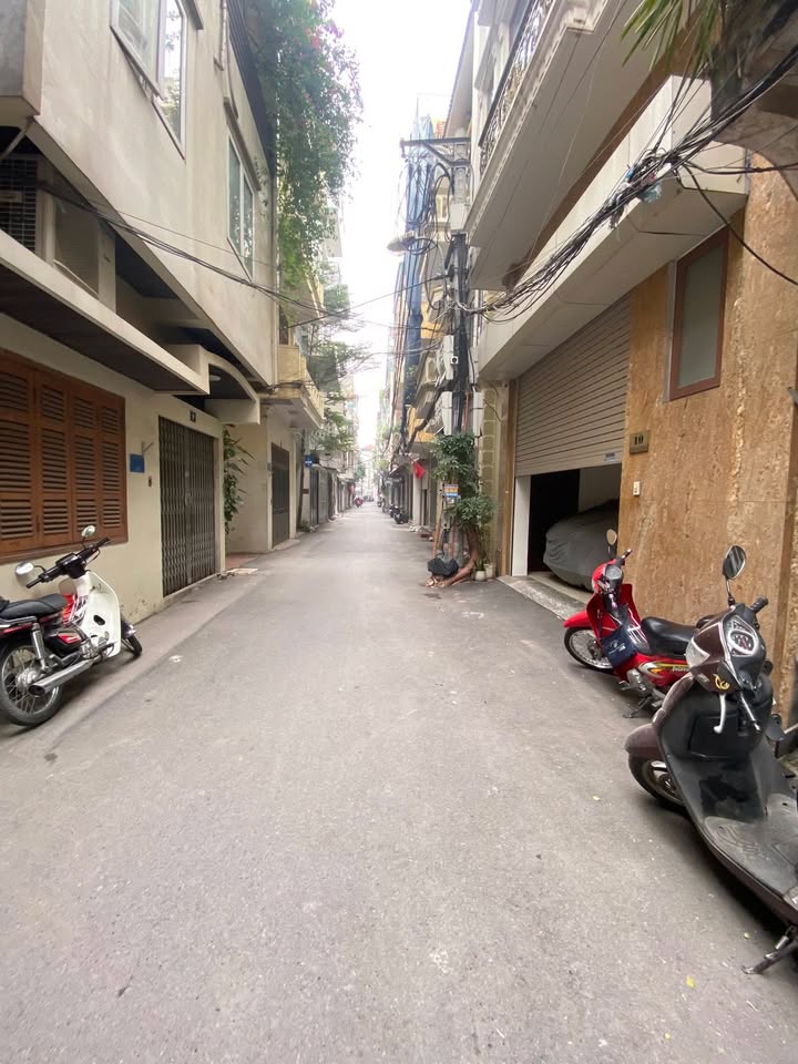 Đất Bà Triệu Hà Đông 51m² giá 13.5 tỷ - Tặng nhà 3 tầng chính chủ!