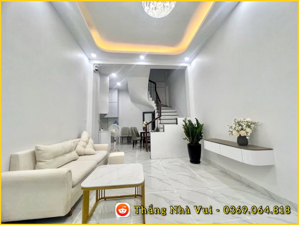 Nhà 5 tầng ngõ nông Trương Định 33m² giá 7 tỷ - Đầu tư sinh lời cực tốt!