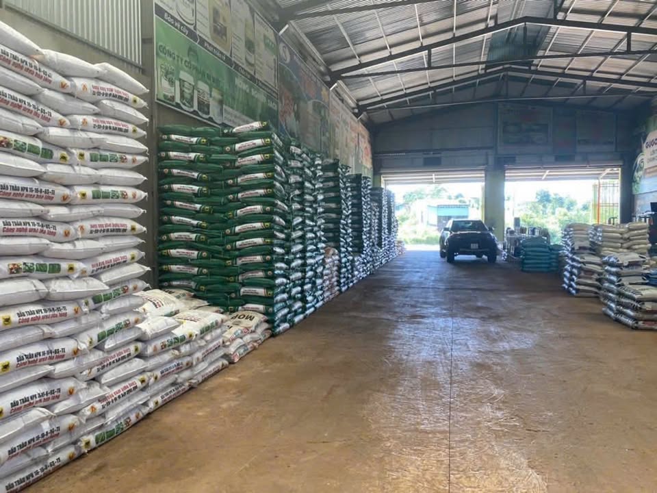 Warehouse 1700m² tại Thôn Hà Lòng 1, Gia Lai - Xe container vào tận nơi!