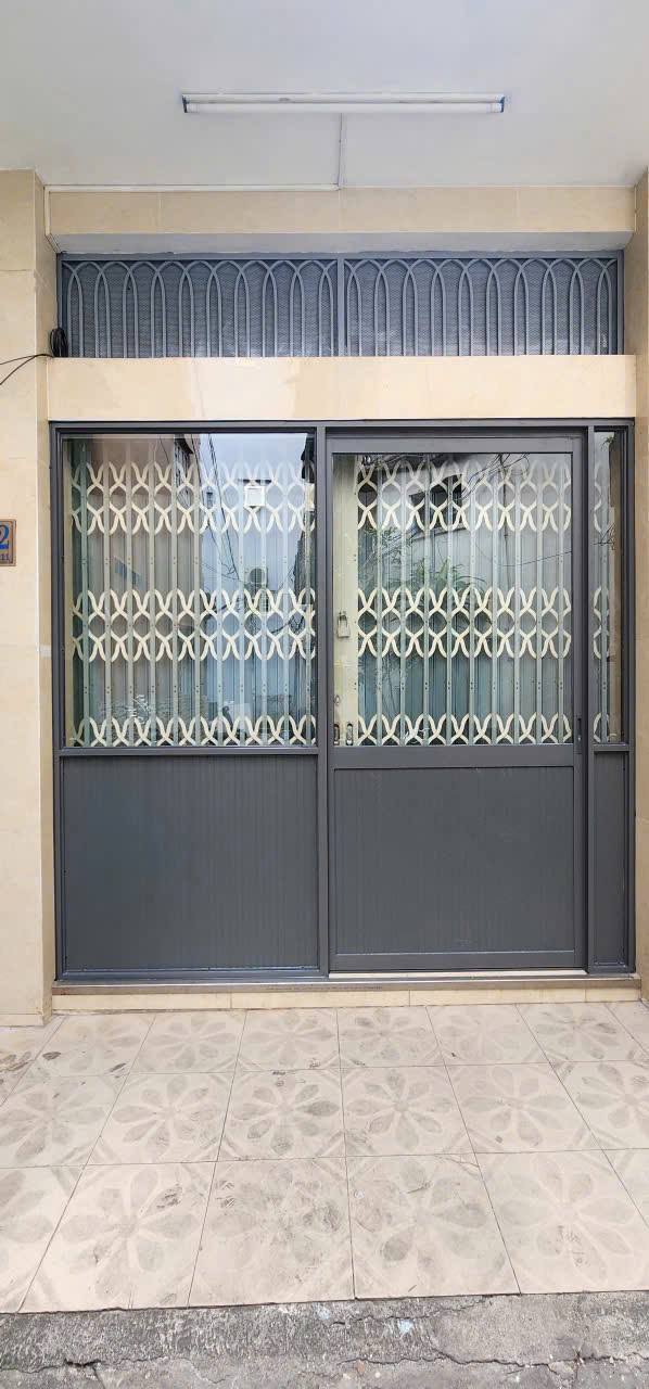 FrontHouse hẻm 3,5m đường Âu Cơ, Quận 11 - Diện tích 38m² giá 4.5 tỷ - Khu an ninh tuyệt vời!