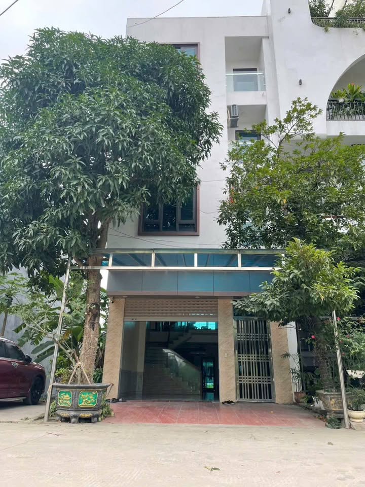 Nhà đẹp 4 tầng tại khu Đồng Súi, 90,75m² giá 7 tỷ - Chỉ việc xách vali vào ở!