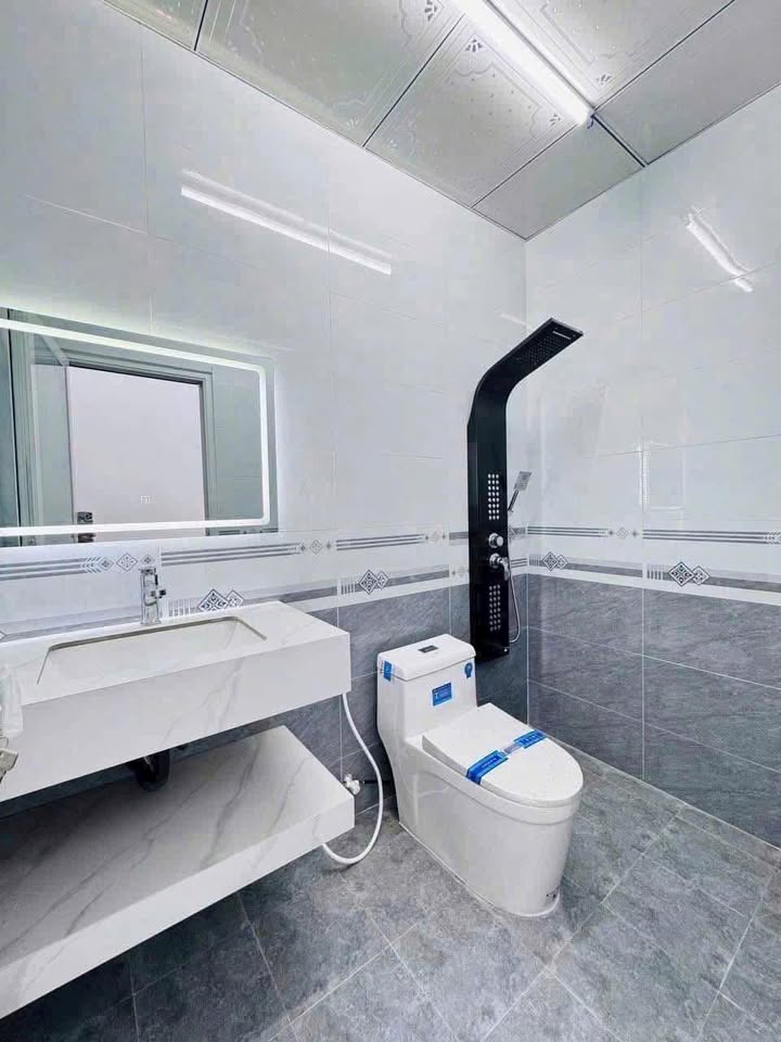 Nhà phố mới 100% mặt tiền Nam An Hòa, Châu Đốc - 80m² giá 3.15 tỷ - Đầu tư sinh lời!