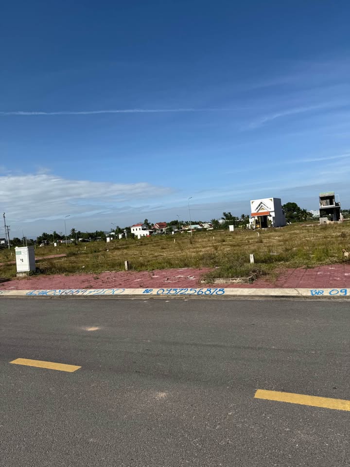 Đất nền Phường Nhơn Phú 76m² giá 2.46 tỷ - Sổ hồng chính chủ!