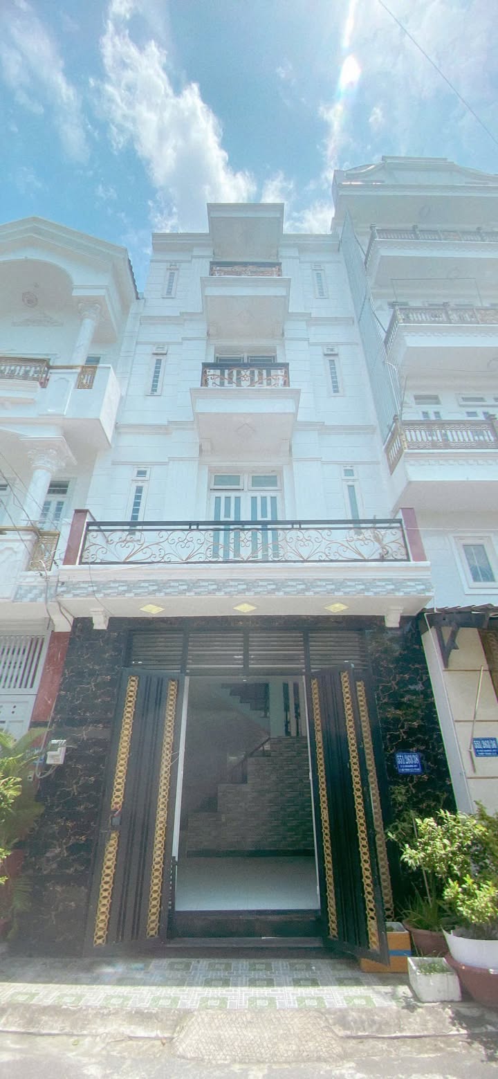 Nhà phố Quận 8 51m² giá 5.3 tỷ - Chính chủ, sổ hồng riêng!