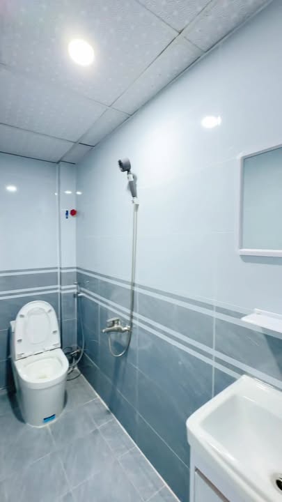 Nhà phố Bình Chánh 76m² giá 1.9 tỷ - Tặng full nội thất hiện đại!