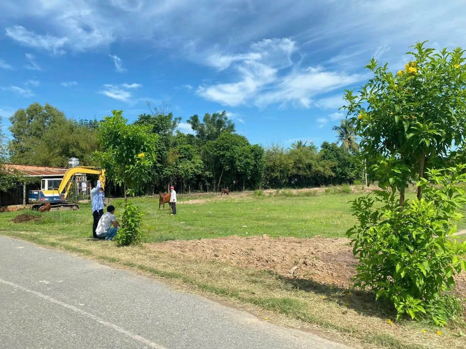 Đất thổ vườn Trung Hưng Củ Chi 610m² giá 2.4 tỷ - Đầu tư sinh lời ngay!