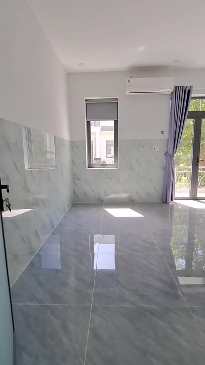 Nhà phố Kim Kim Trần Tân Uyên 60m² giá 3.1 tỷ - Nội thất đầy đủ, sẵn sàng vào ở!