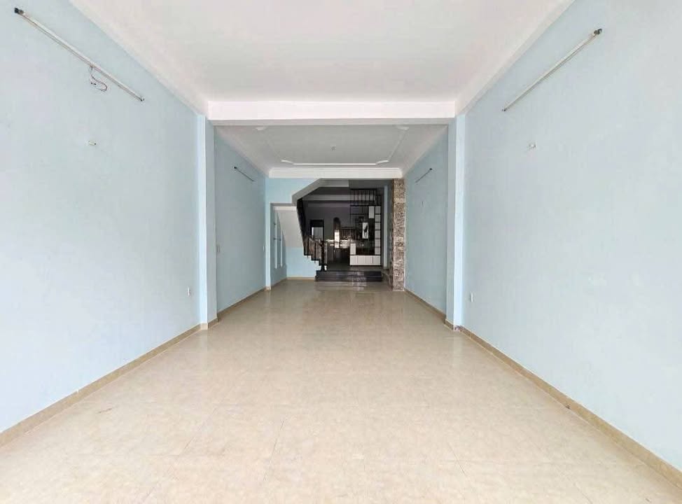 Nhà mặt tiền Lý Thái Tông, Thanh Khê 112m² giá 18 triệu - Thích hợp kinh doanh