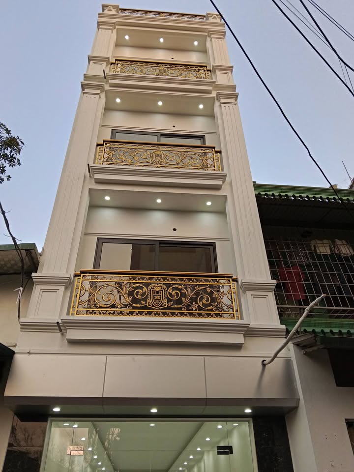 Nhà phố kinh doanh mặt phố Hà Đông 52m² giá 10 tỷ - Đầu tư sinh lời ngay!