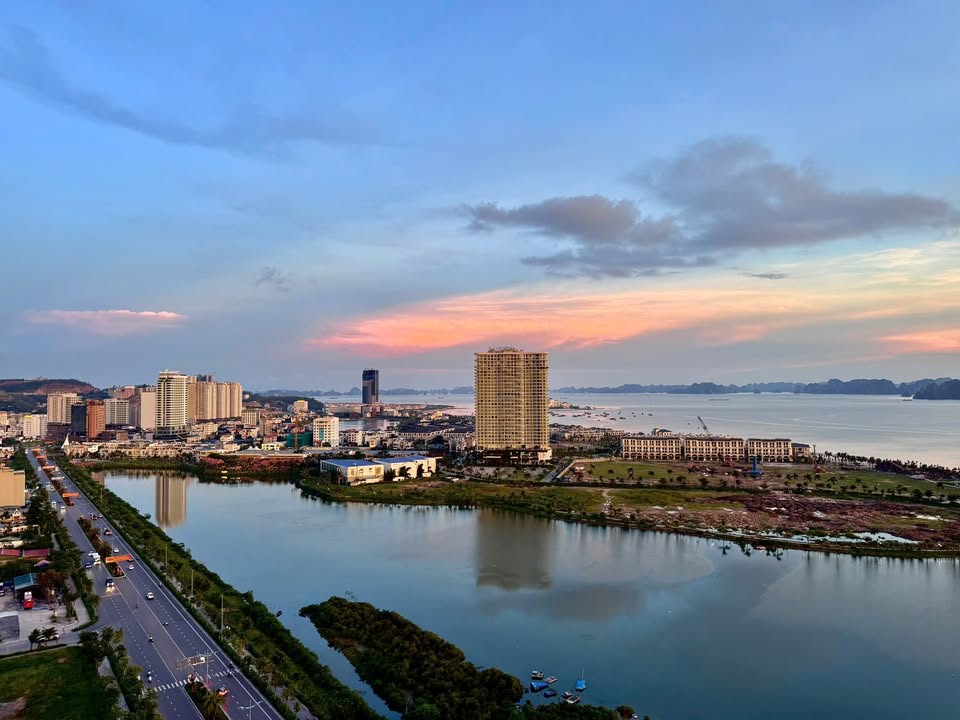 Chung cư GrenBay Garden Hạ Long 34m² giá 1.3 tỷ - Nội thất cao cấp, sẵn sàng vào ở!