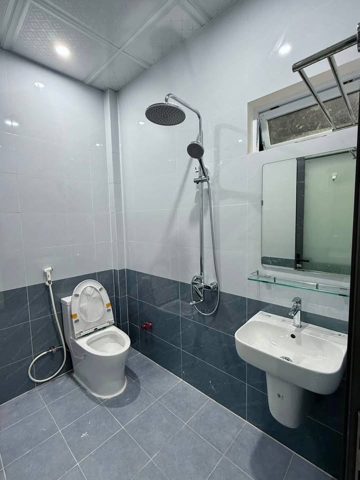 Nhà cho thuê phường Thắng Nhất 83m² giá 6.5 triệu - Nhà mới đẹp, dọn vào ở ngay!