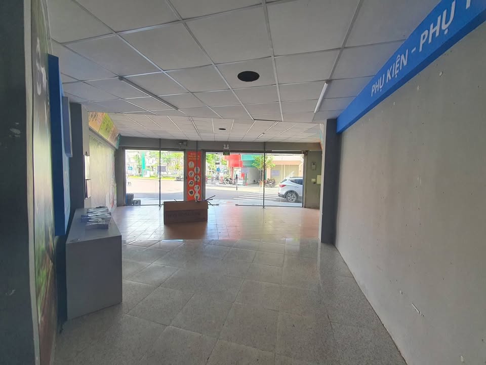 Mặt bằng cho thuê Trần Hưng Đạo, Quy Nhơn 200m² - Vị trí đắc địa kinh doanh