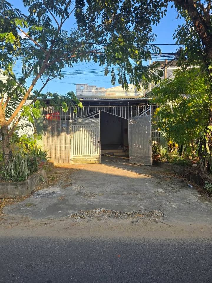 Nhà nguyên căn cho thuê tại Võ Nguyên Giáp, Đăk Cấm, 168m² - Thích hợp kinh doanh!