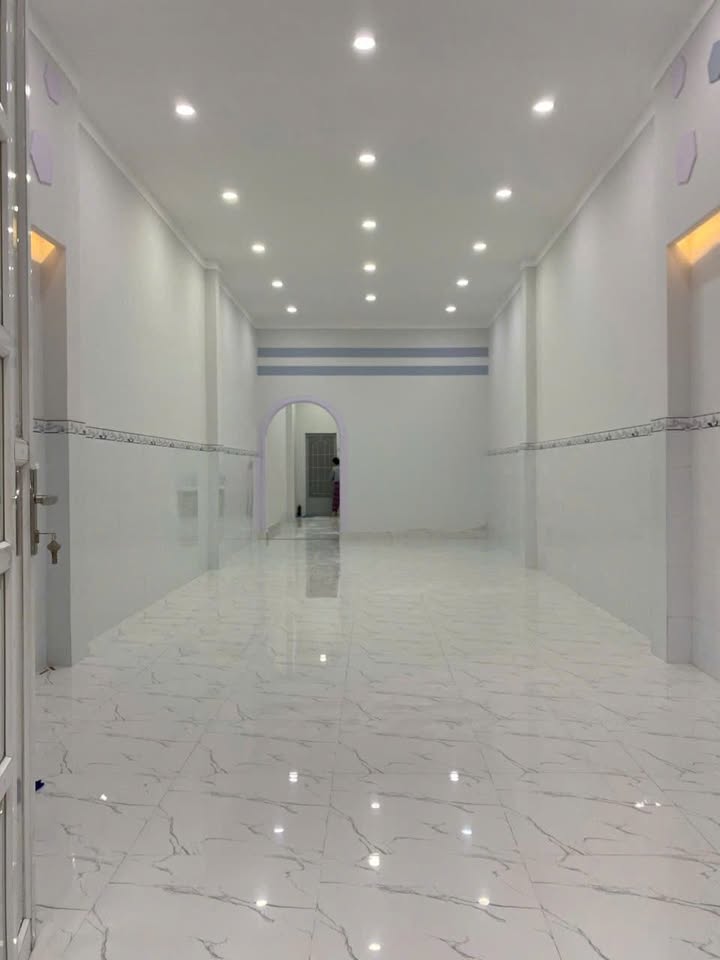 Cho thuê nhà mặt tiền Lê Quang Chiểu, Tân Phú 82m² - Vị trí kinh doanh lý tưởng!