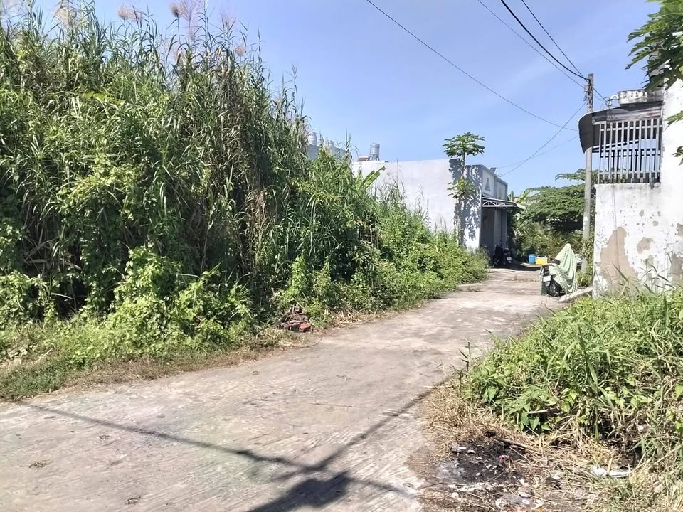 Đất thổ cư 2 mặt tiền Hoàng Quốc Việt 75m² - Sổ hồng công chứng ngay!