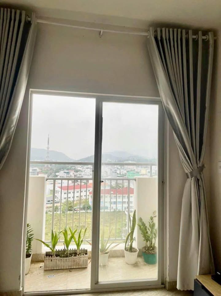 Căn hộ Hoàng Quân Nha Trang 59m² giá 5.5 triệu - Nội thất đầy đủ, tiện nghi!