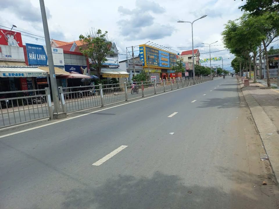 Đất Farm mặt tiền TL826 Long Hòa, 7000m² giá 4.9 tỷ - Đầu tư sinh lời tuyệt vời!