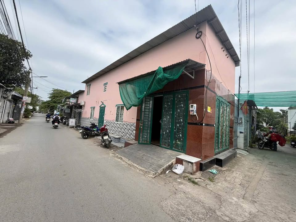 Nhà cho thuê tại Khu phố 3, Phường Trảng Dài, 90m² - Phù hợp ở kết hợp buôn bán nhỏ!