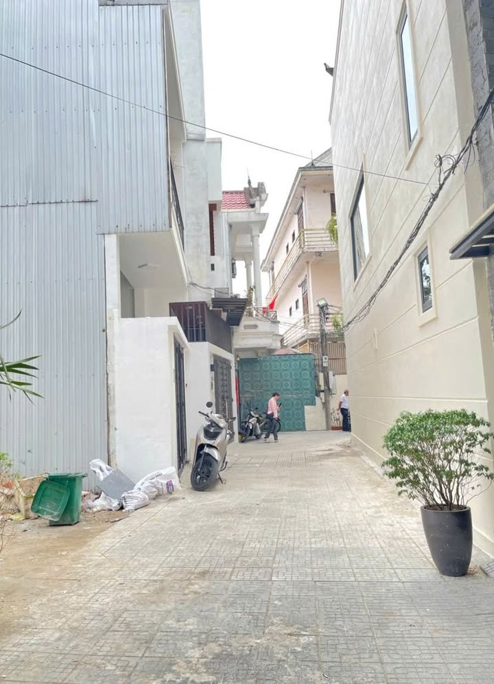 Đất kiệt 246 Hùng Vương, Huế 65,8m² giá 2.3 tỷ - Sổ hồng chính chủ!