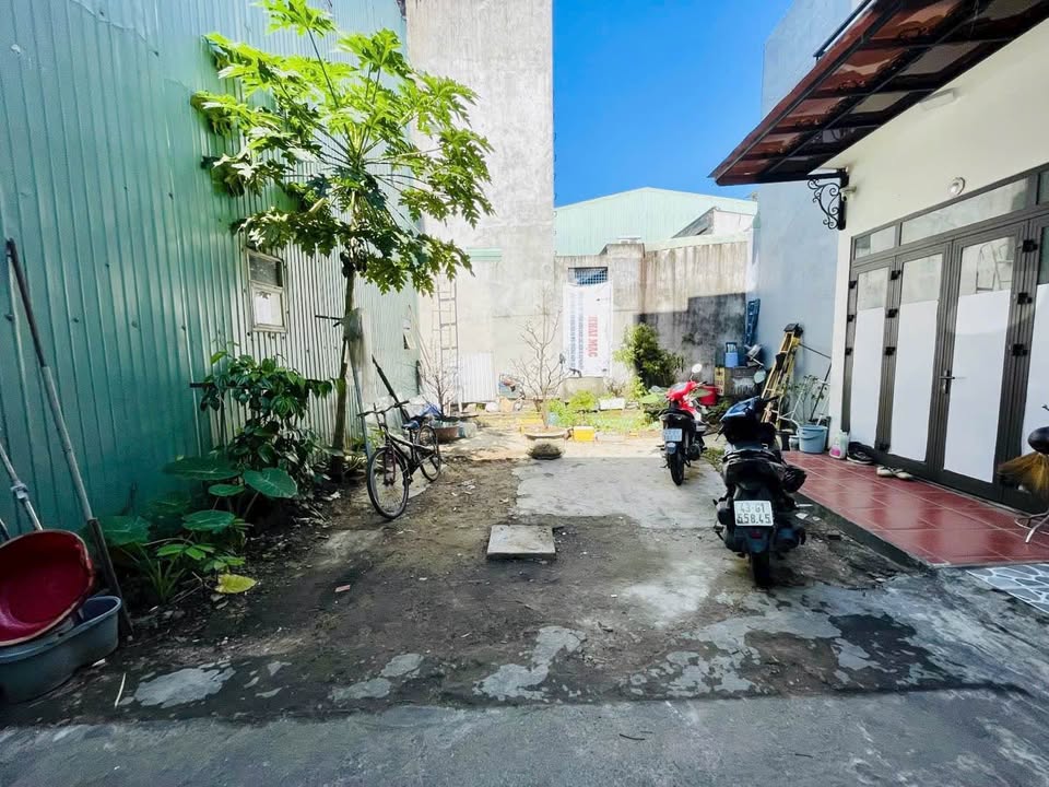 Nhà phố Điện Biên Phủ, Thanh Khê 51m² giá 2.x tỷ - Ô tô đậu thoải mái!