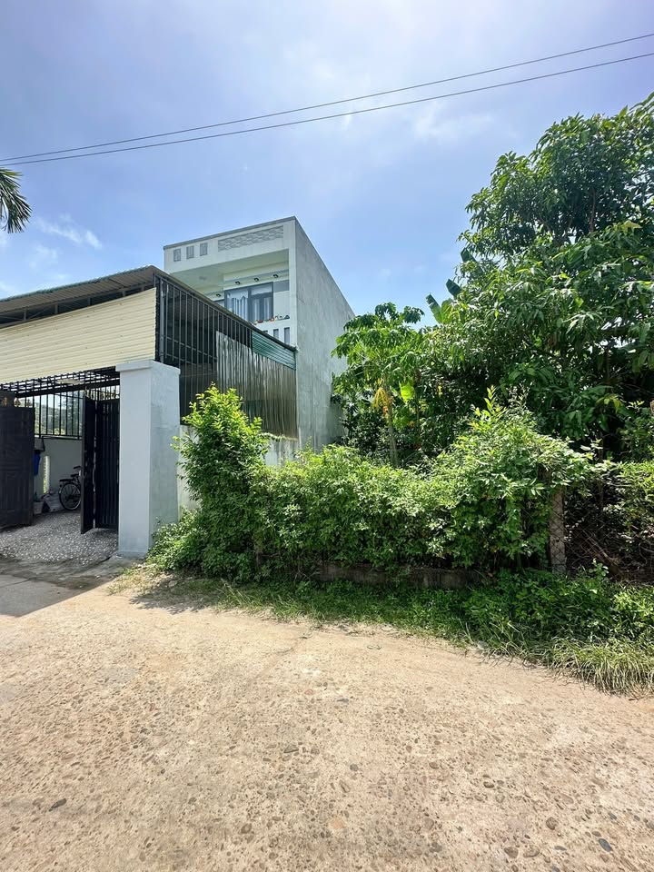 Đất nền tại Phường Trương Quang Trọng, Quảng Ngãi 127m² - Đường xe tải thông thoáng!