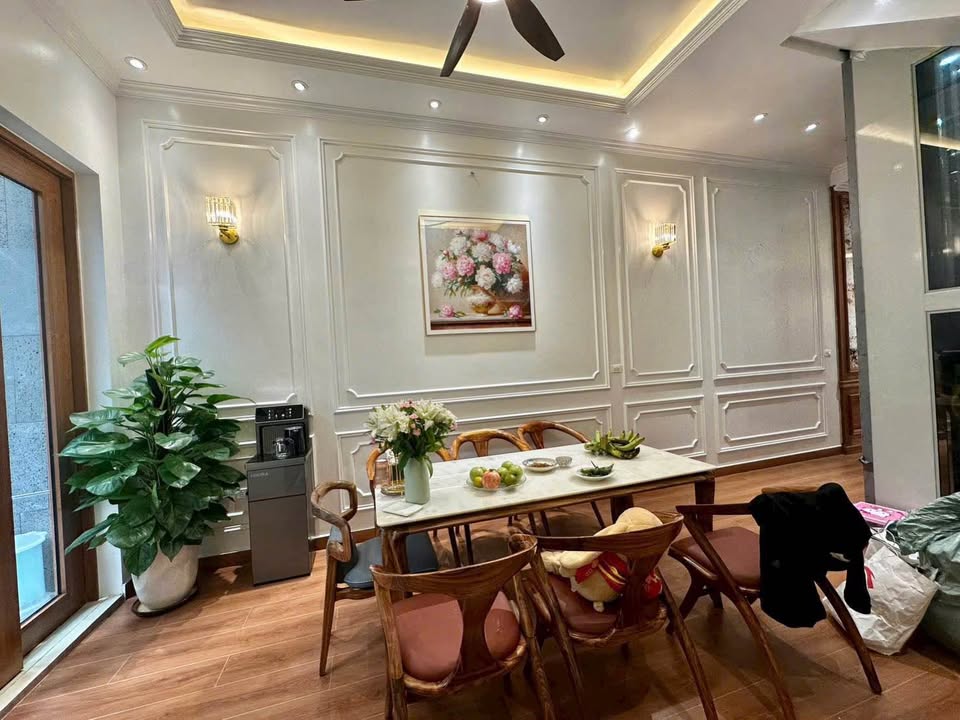 FrontHouse Ngô Gia Tự, Quận Hồng Bàng, 300m² giá 30 tỷ - Đầu tư sinh lời ngay!