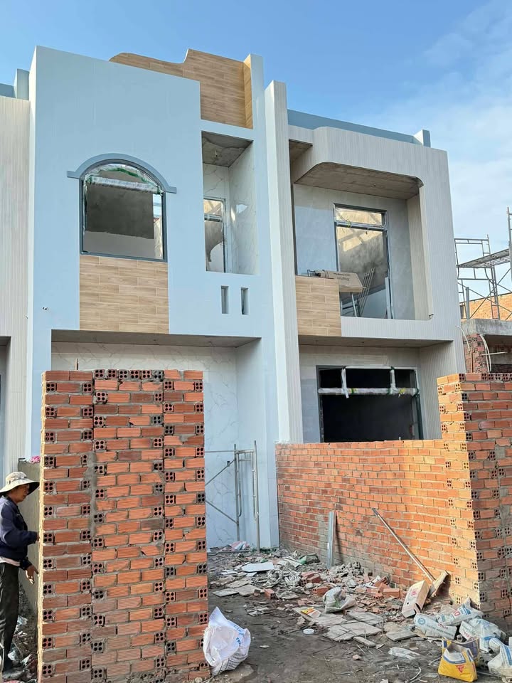 Nhà 2 tầng Khu Tây Sơn, Phước Hưng, 72m² giá 1.3 tỷ - Ô tô vào thoải mái!