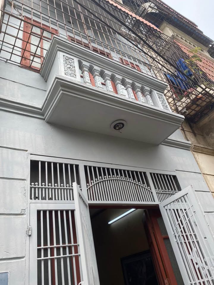 Nhà riêng cho thuê 2 tầng tại Vĩnh Hưng, Hoàng Mai 40m² giá 6 triệu/tháng - Tiện nghi đầy đủ!