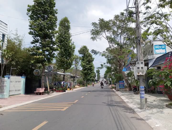 Đất nền Hòa Long, Lai Vung 180m² giá 3 tỷ - Cơ hội đầu tư tuyệt vời!