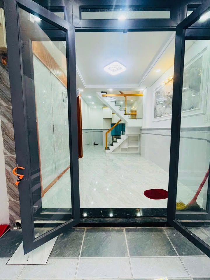 Nhà riêng Quận 12, Phường Hiệp Thành 28m² giá 1.49 tỷ - Sổ hồng chính chủ, xây mới!