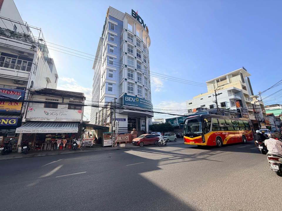 Nhà hẻm 2/4 Phường Vạn Thạnh Nha Trang 37.2m² giá 3.1 tỷ - Sẵn sàng vào ở!