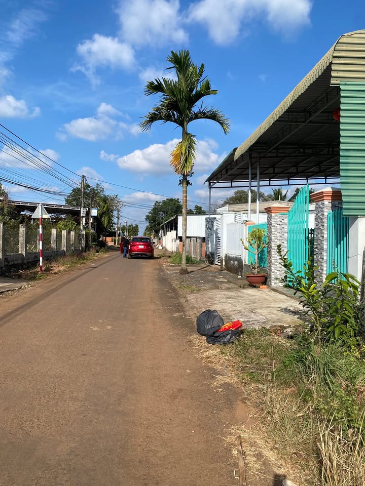 Đất nền thổ cư Hòa Phú, Buôn Ma Thuột 700m² - Giá chỉ 1.55 tỷ - Tiềm năng phát triển lớn!