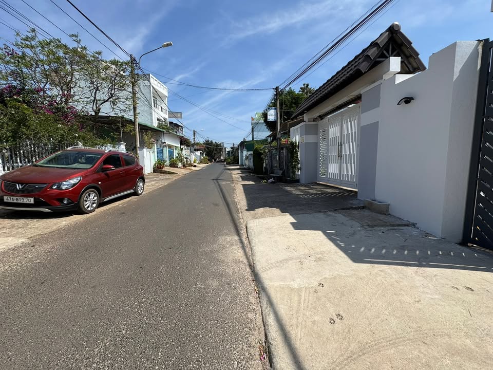 Nhà mặt tiền Đinh Công Tráng, 241m², giá 7.8 tỷ - Sẵn sàng vào ở ngay!