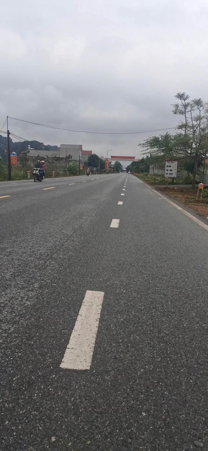 Đất nền Nho Quan Ninh Bình 100m² giá 1.9 tỷ - Mặt tiền lý tưởng cho kinh doanh!