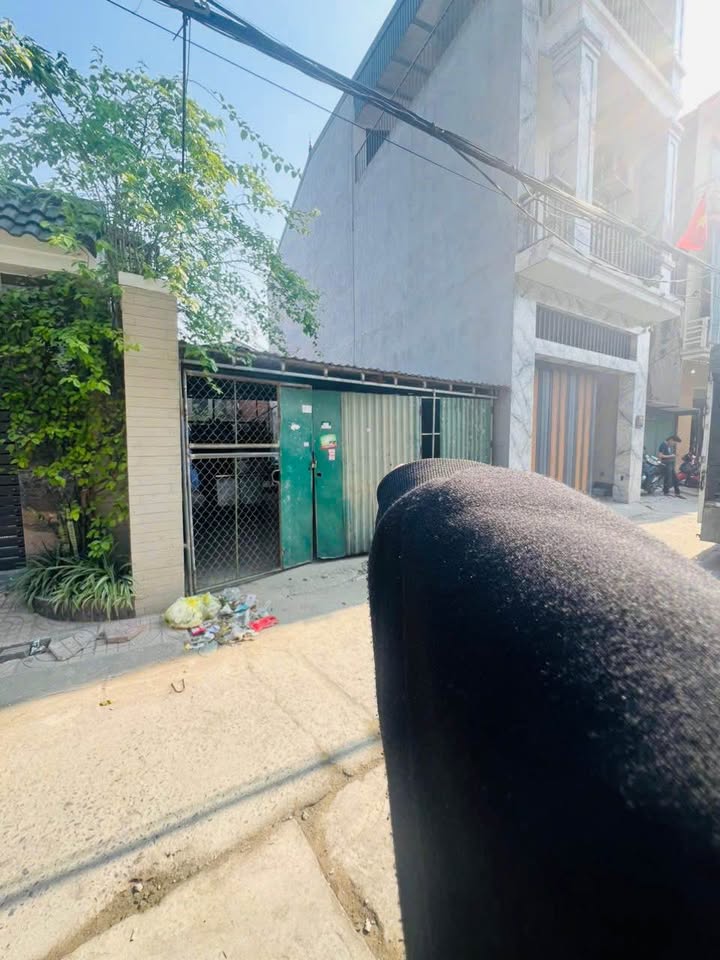 Đất Hưng Bình, TP Vinh 90,3m² giá 5,5 tỷ - Đường thông tiện lợi!