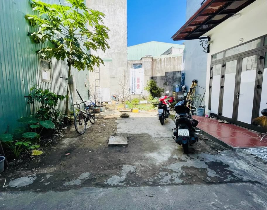 Nhà riêng đường Điện Biên Phủ, Thanh Khê 51m² giá 2.x tỷ - Ô tô đậu thoải mái!