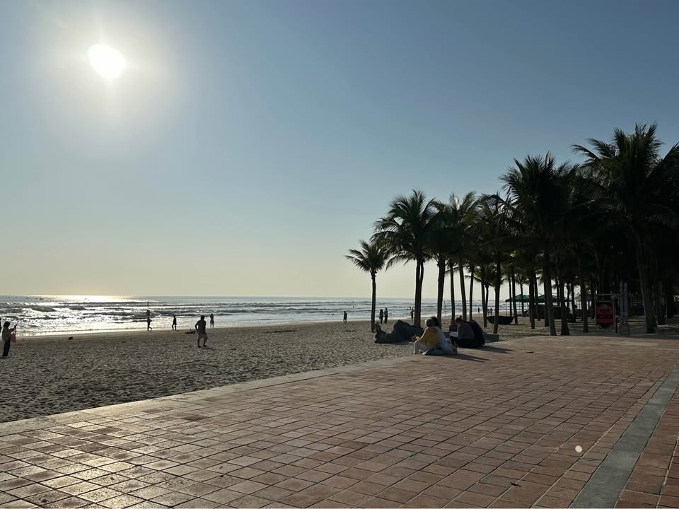 Đất đẹp biển Mỹ Khê Đà Nẵng 240m² giá 19.5 tỷ - Cơ hội đầu tư hấp dẫn!