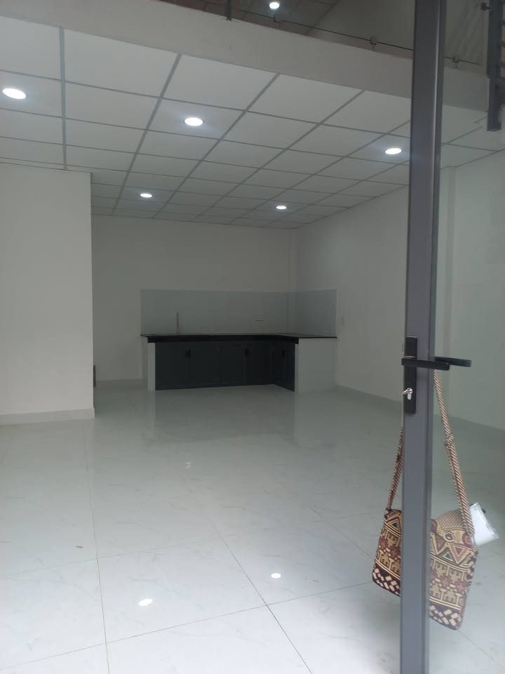 Nhà nguyên căn cho thuê tại phường Bình Quới 60m² giá chỉ 6.5 triệu - Nhà mới đẹp, vào ở ngay!
