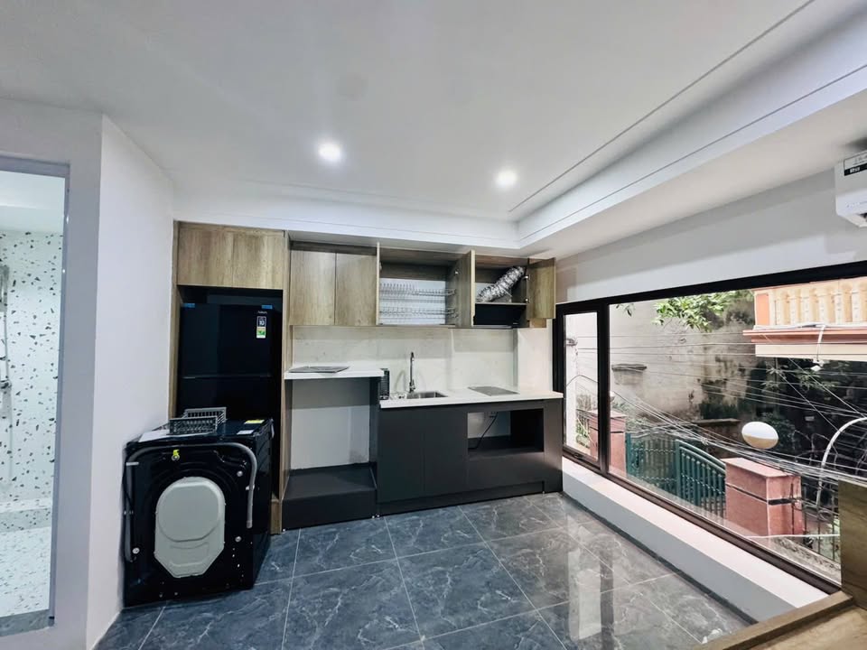 Phòng cho thuê tại ngõ Hoàng Mai, 30m² - Nội thất đầy đủ, ở ngay!